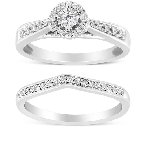 Conjunto de anillos de compromiso de plata de ley .925 con halo de diamantes de 1/3 Cttw en total y banda pavé (color I-J, claridad I3)