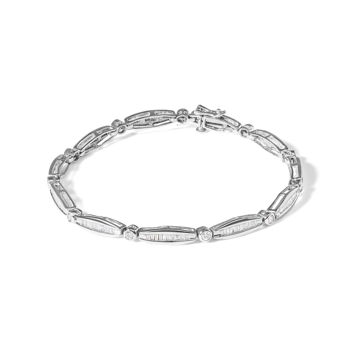 14K White Gold 1-1/2 Cttw Round Brilliant-Cut & Baguette Cut Diamond Bezel and Tapered Link 7" Tennis Bracelet (H-I Color
