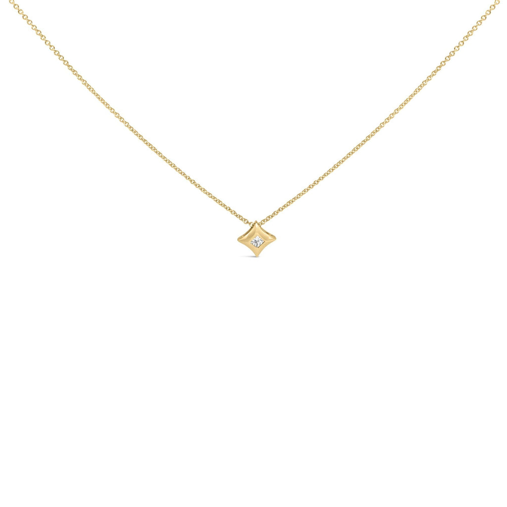 10K Gold 1/5 Cttw Bezel Set Princess Diamond Kite Shaped Solitaire Pendent Necklace