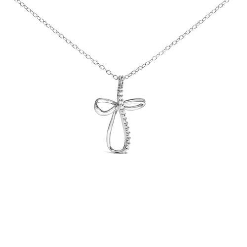 Collar con colgante de cruz con cinta y detalles de diamantes en plata de ley .925, 18" (Color I-J, Claridad I2-I3)