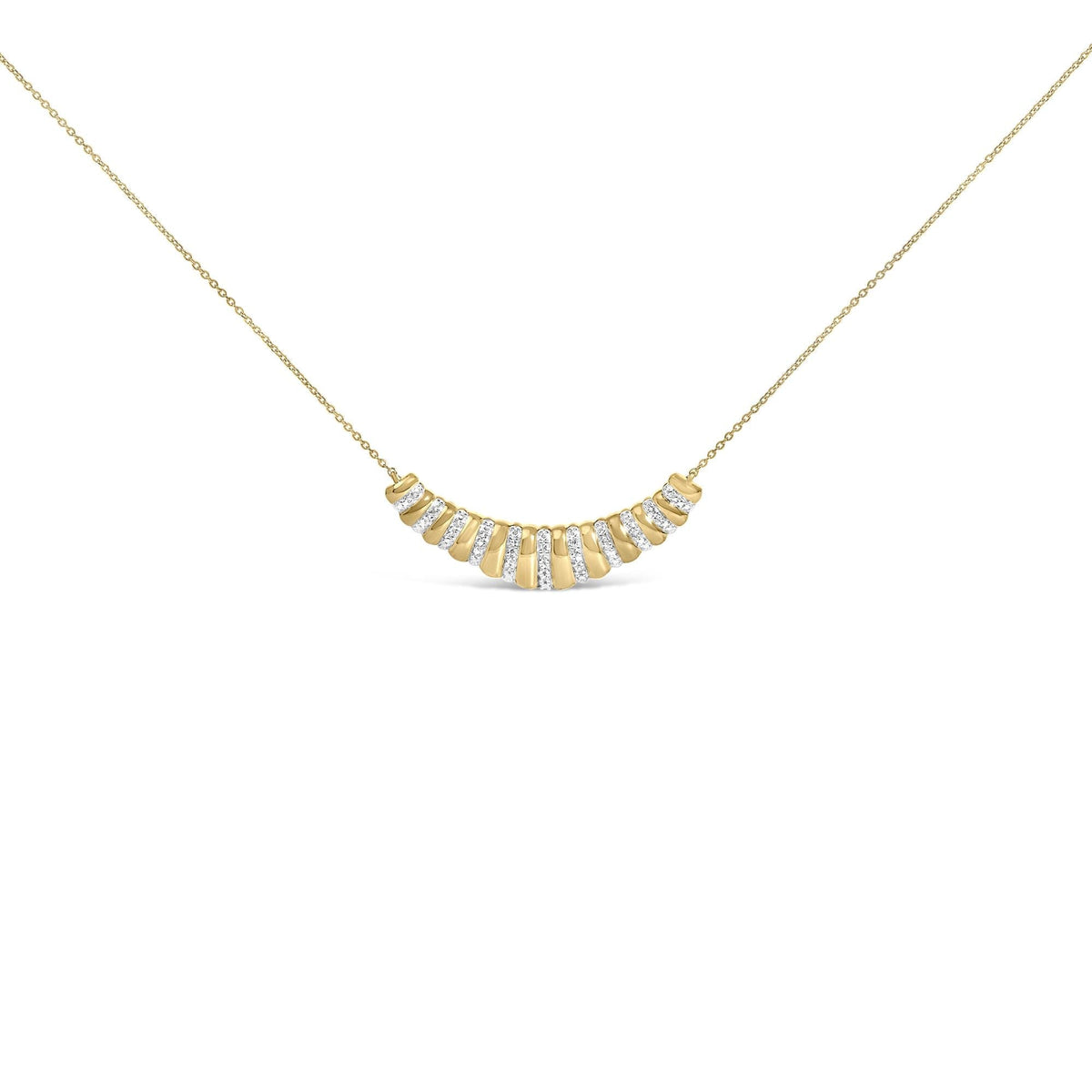 Gold Vermeil 1/10 Cttw Diamond Bold Ribbed Pendant Necklace