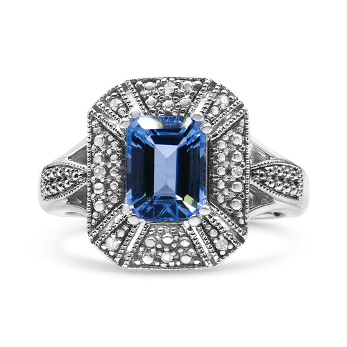 Anillo de plata de ley .925 con detalle de diamante y topacio azul talla esmeralda de 8 × 6 mm (color I-J, pureza I2-I3)